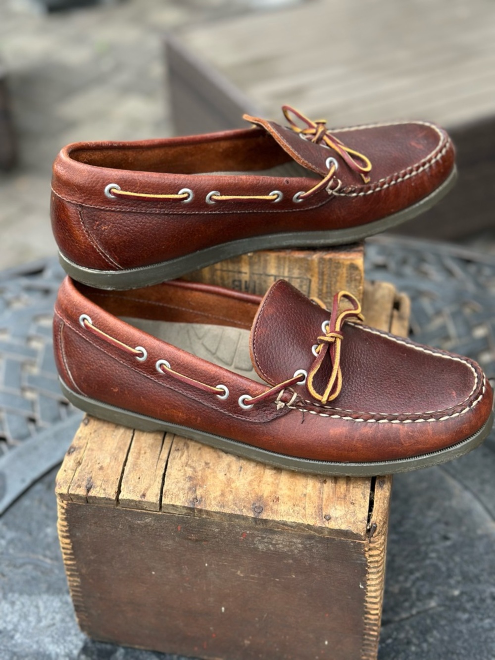LL Bean Men's Brown Leather Moccasin Boat Shoes Loafers - Picture 2 of 8